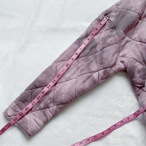 UO Quilted Oversized Cozy Tie Dye Hoody - Picture 3 of 12